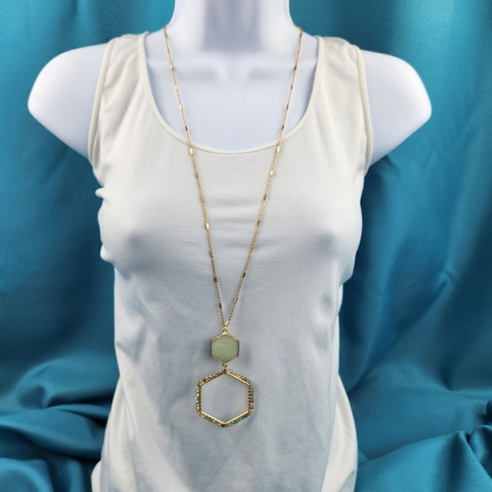 🩵NWT Palmetto Moon Mint Necklace & Earring Set